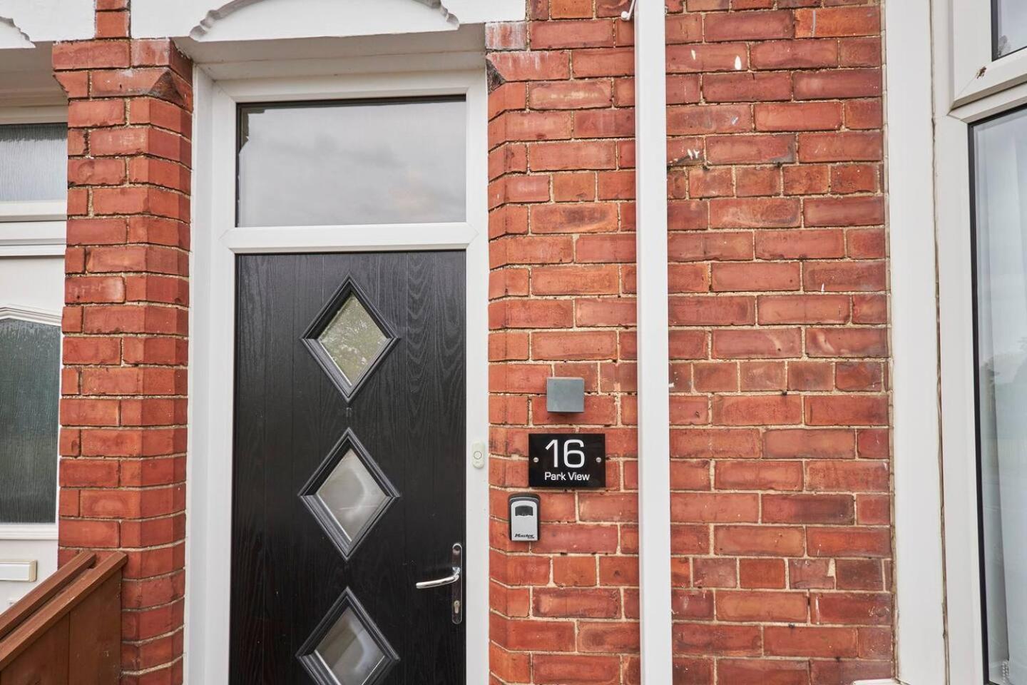 Pass The Keys Modern Home In A Seaside Town Seaham Esterno foto