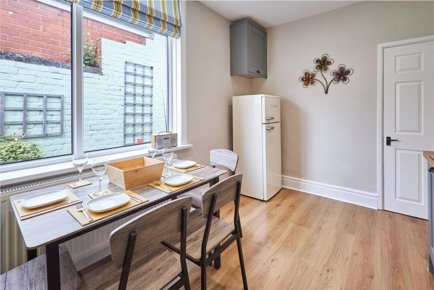 Pass The Keys Modern Home In A Seaside Town Seaham Esterno foto